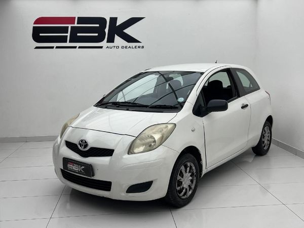 2010-Toyota-Yaris-T1-3-dr image:2