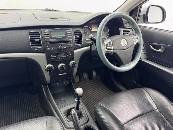 2013-SsangYong-Korando-2-20-CRD image:7