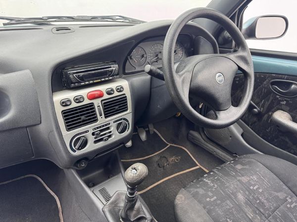 2007-Fiat-Palio-12-3-dr-Vibe image:7