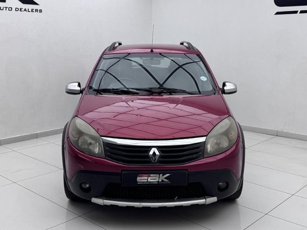 2012-Renault-Sandero-16-Stepway image:1