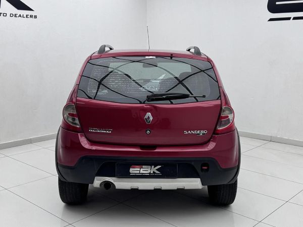 2012-Renault-Sandero-16-Stepway image:4