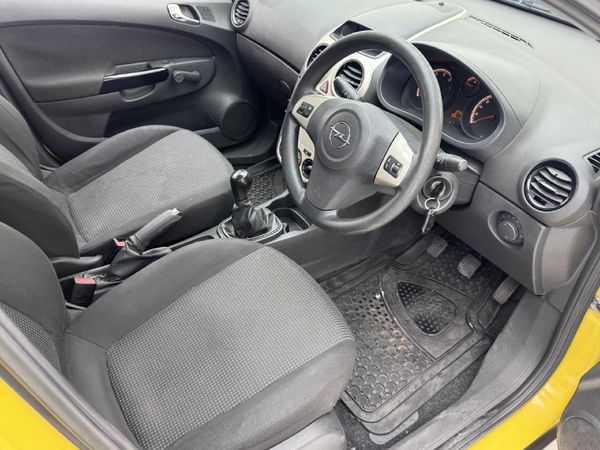 2010-Opel-Corsa-14-Essentia-5-dr image:14