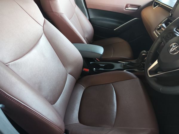 2023-Toyota-Corolla-Cross-18-XR-Hybrid image:7