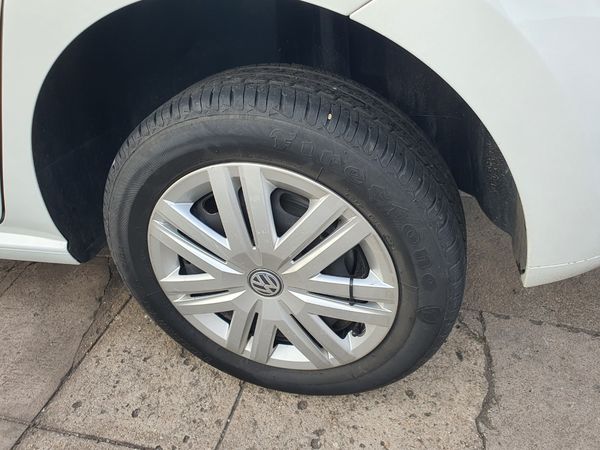 2020-Volkswagen-Polo-Vivo-14-Trendline-5-dr image:6