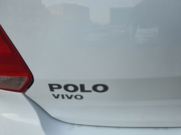 2020-Volkswagen-Polo-Vivo-14-Trendline-5-dr image:8