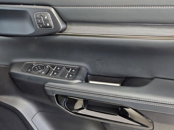 2026-Ford-Everest-30D-V6-Platinum-AWD-Auto image:10