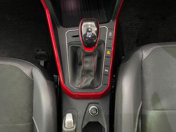 2026-Volkswagen-Polo-20-GTI-Auto-147kW image:9