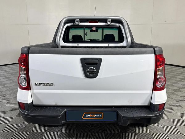 2022-Nissan-NP200-16-SE image:12