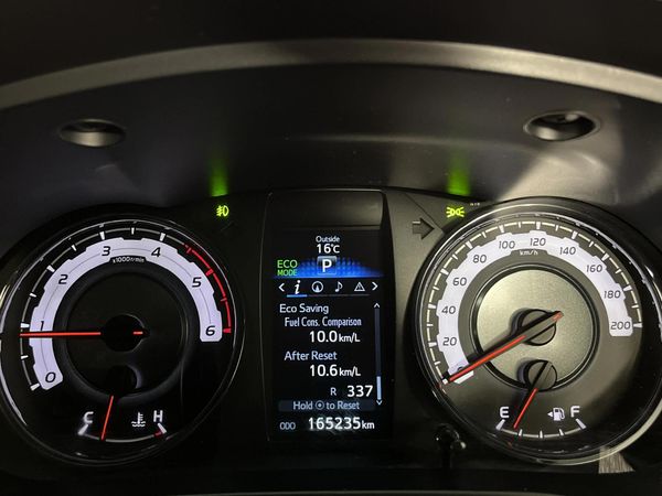 2019-Toyota-Hilux-28-GD-6-Raider-4x4-Auto-Double-Cab image:2