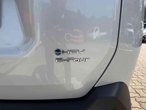 2026-Toyota-RAV4-25-GX-Hybrid-CVT-Auto-E-Four image:10