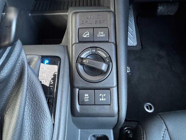 2026-Toyota-Land-Cruiser-FJ-27-VX-Auto image:15