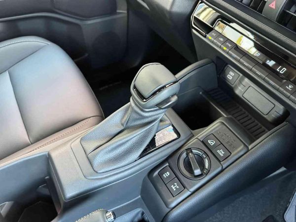 2026-Toyota-Land-Cruiser-FJ-27-VX-Auto image:17