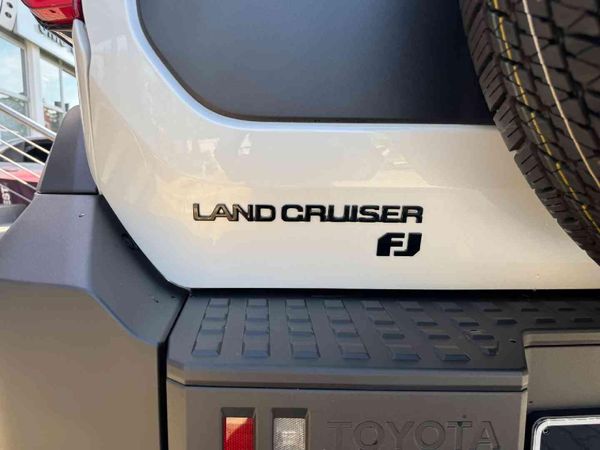 2026-Toyota-Land-Cruiser-FJ-27-VX-Auto image:6