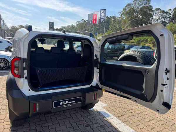 2026-Toyota-Land-Cruiser-FJ-27-VX-Auto image:8