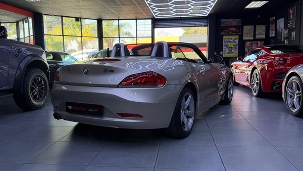 2009-BMW-Z4-BMW-Z4-sDrive23i-Sports-Auto image:17