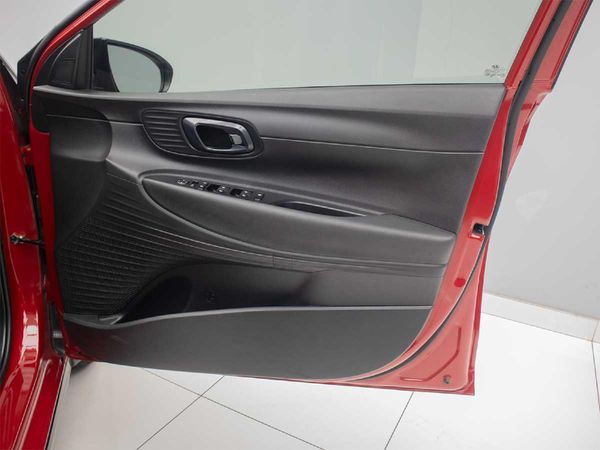 2025-Hyundai-i20-14-Executive-Auto image:22