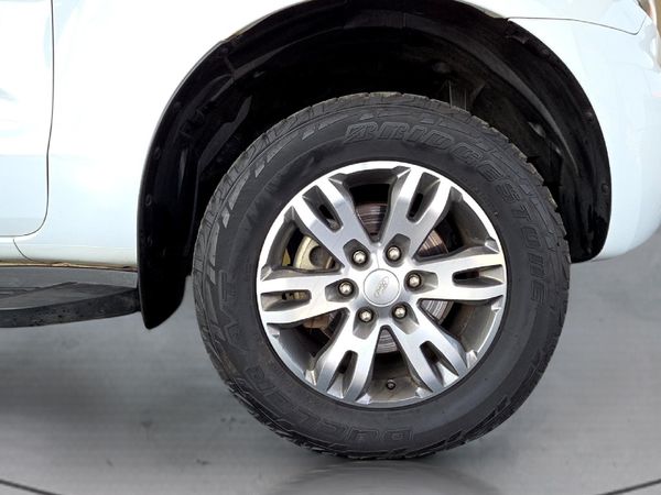 2019-Ford-Everest-22-TDCi-XLT-Auto image:10
