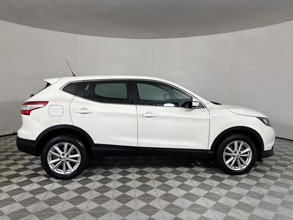 2016-Nissan-Qashqai-12T-Acenta-Auto image:17