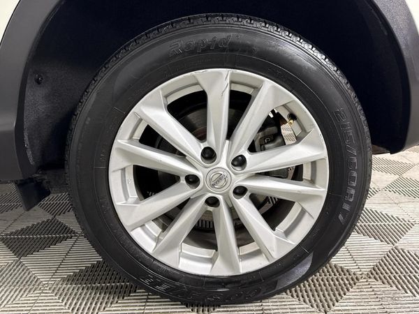 2016-Nissan-Qashqai-12T-Acenta-Auto image:6
