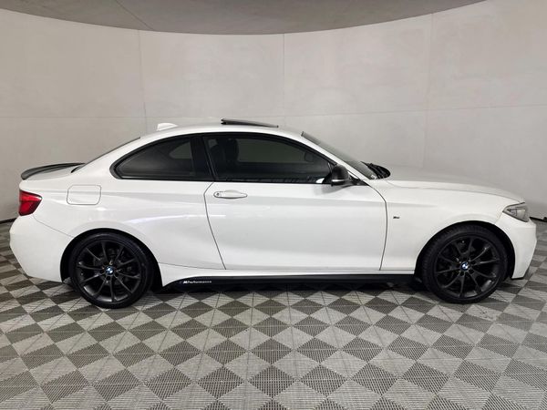 2014-BMW-2-Series-220d-Coupe-M-Sport-Auto image:15