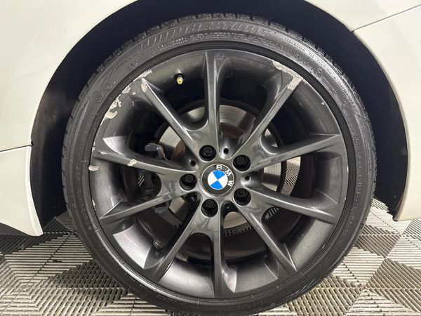 2014-BMW-2-Series-220d-Coupe-M-Sport-Auto image:5