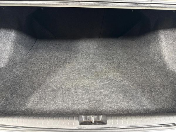 2006-Honda-Civic-18-EXi-Sedan-Auto image:13