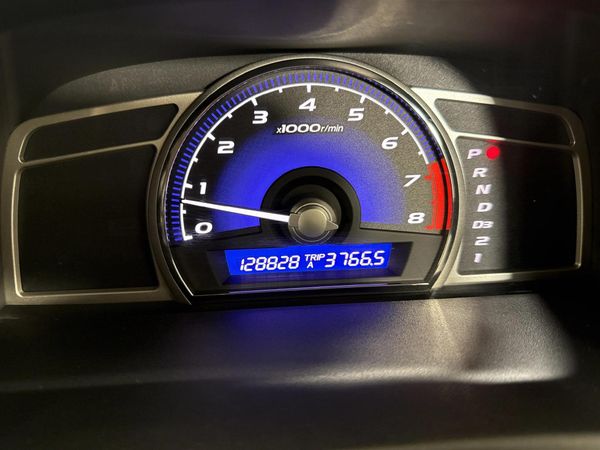 2006-Honda-Civic-18-EXi-Sedan-Auto image:2