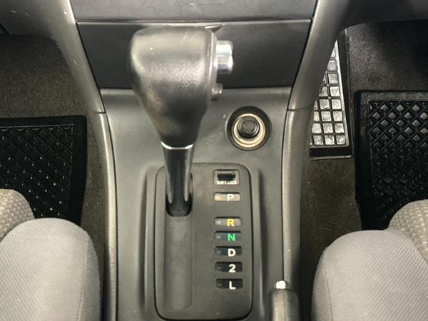 2006-Toyota-Corolla-160i-GLE-Auto image:9