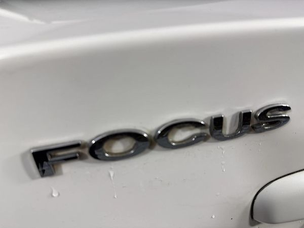 2009-Ford-Focus-20-Trend-Auto image:11