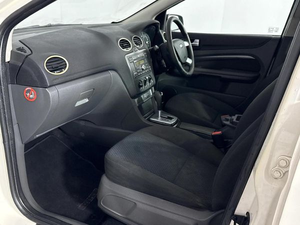 2009-Ford-Focus-20-Trend-Auto image:8