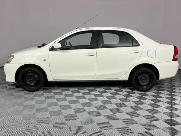 2014-Toyota-Etios-15-XS image:16