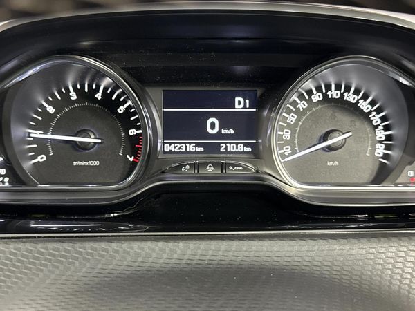 2020-Peugeot-2008-12T-PureTech-Allure-Auto image:2