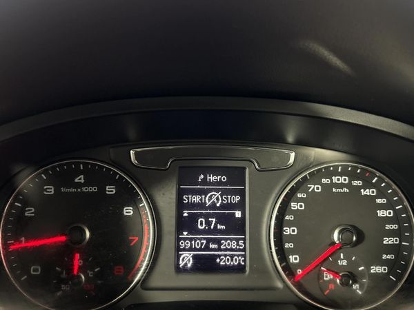 2015-Audi-Q3-14-TFSI-Auto-110kW image:2