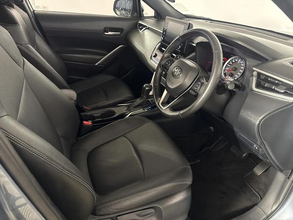 2022-Toyota-Corolla-Cross-18-XS image:9