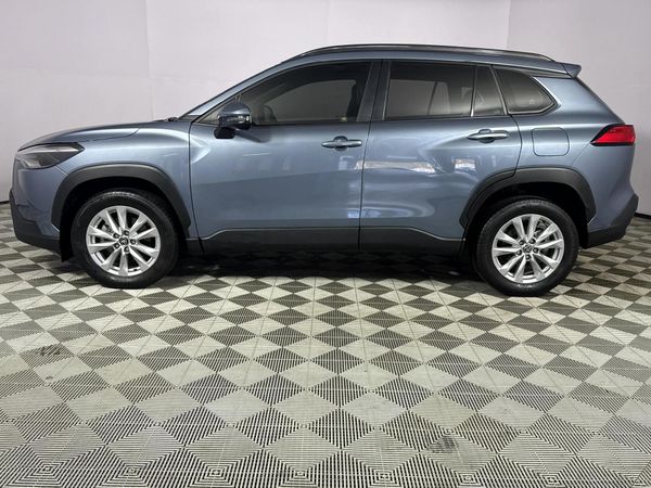 2022-Toyota-Corolla-Cross-18-XS image:18