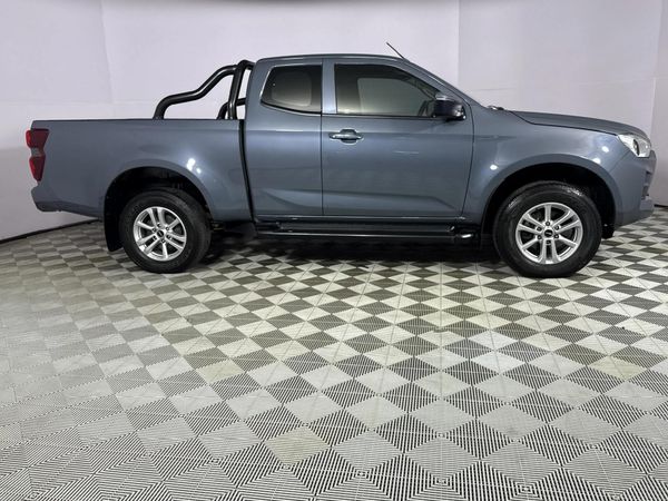 2024-Isuzu-D-Max-19-DDI-HR-LS-Auto-Extended-Cab image:12