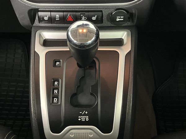 2014-Jeep-Compass-20-Limited-Auto image:9