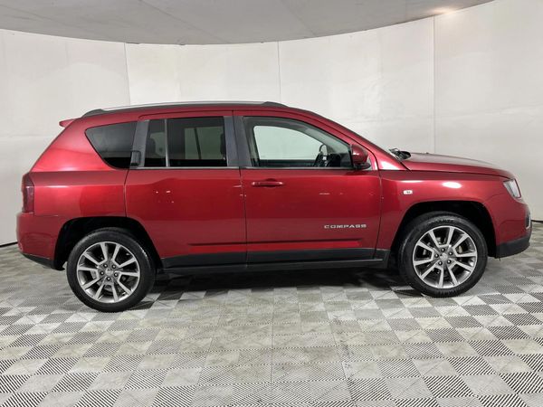 2014-Jeep-Compass-20-Limited-Auto image:15