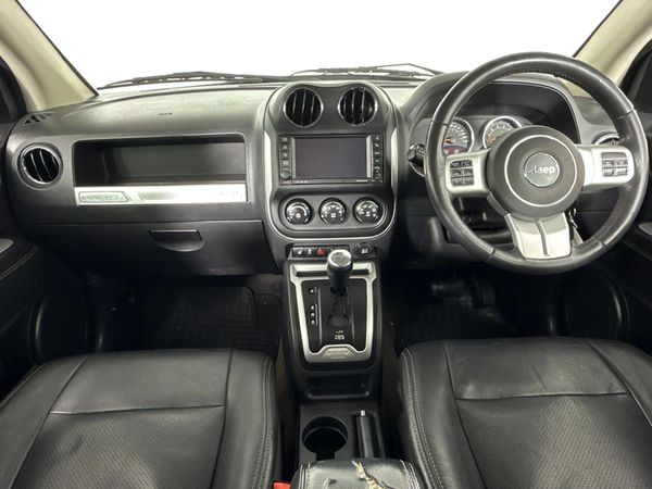 2014-Jeep-Compass-20-Limited-Auto image:1