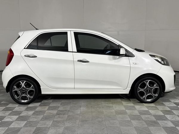 2015-Kia-Picanto-12-EX image:10