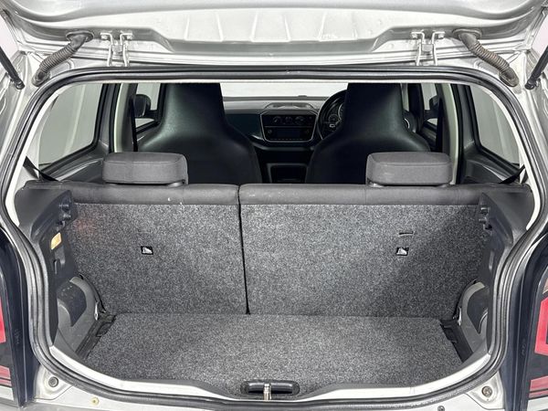 2017-Volkswagen-Up-Move-Up-10-5-dr image:13