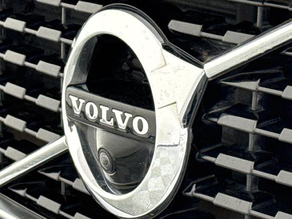 2017-Volvo-S90-D5-R-Design-Auto-AWD image:11
