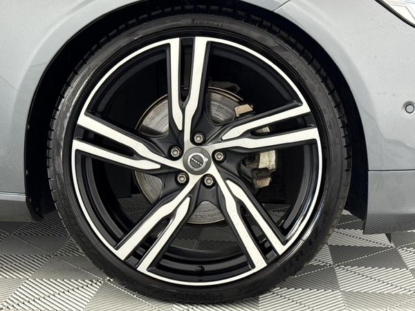 2017-Volvo-S90-D5-R-Design-Auto-AWD image:5