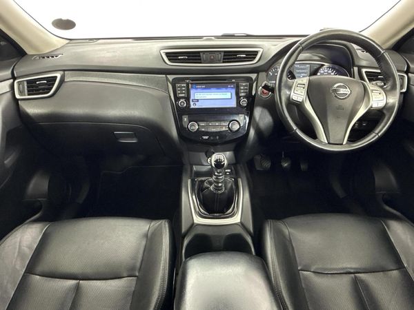 2015-Nissan-X-Trail-16-dCi-LE-4x4 image:1