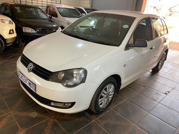 2013-Volkswagen-Polo-Vivo-14-Trendline-5-dr image:2