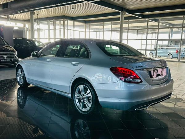 2017-Mercedes-Benz-C-Class-C-180-Avantgarde-Auto image:9