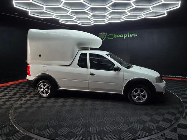 2011-Nissan-NP200-16-S image:1