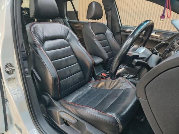 2018-Volkswagen-Golf-VII-GTI-20-TSI-Auto image:10