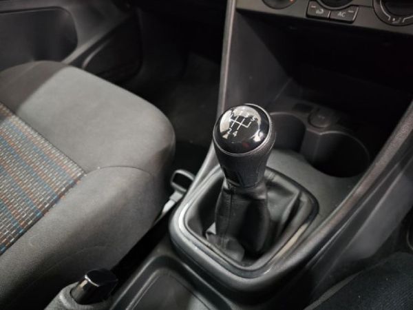 2022-Volkswagen-Polo-Vivo-14-Trendline-5-dr image:14