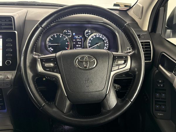 2021-Toyota-Land-Cruiser-Prado-40-V6-VX-Auto image:11